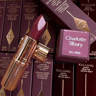 Charlotte Tilbury Matte Revolution Lipstick 3.5 g # M.I.KISS