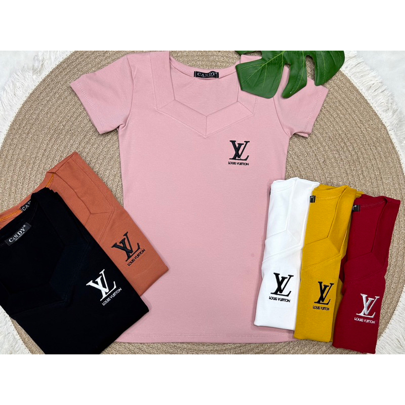 เสื้อยืดรัดรูปป้ายนมโต/คอกลมปักอะไหล่#อก32-36นิ้ว#มีบริการเก็บเงินปลายทาง