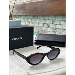 แว่นกันแดด Chanel Black Cat Eye (ขายของแท้เท่านั้น)