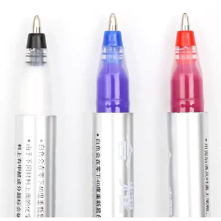 ปากกาเขียนผ้าลบด้วยความร้อน ลบด้วยเตารีดหรือไดร์เป่าผม มีให้เลือก 3 สี