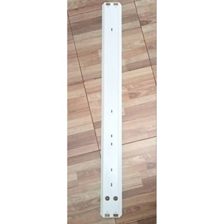 แผ่นรองโคม ใช้หลอด ฟูลออเรสเซนต์ T8หรือ LED