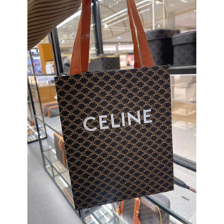 ถุงกระดาษ Pop Up Store Celine Limited