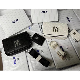 MLB NEW YORK YANKEES /กระเป๋าสะพายข้าง/กระเป๋าสะพายข้าง MLB（สินค้ามาพร้อมกระเป๋าใส่เหรียญ）