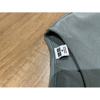 Uniqlo size m เสื้อสีเทา ผ้าหนานุ่ม