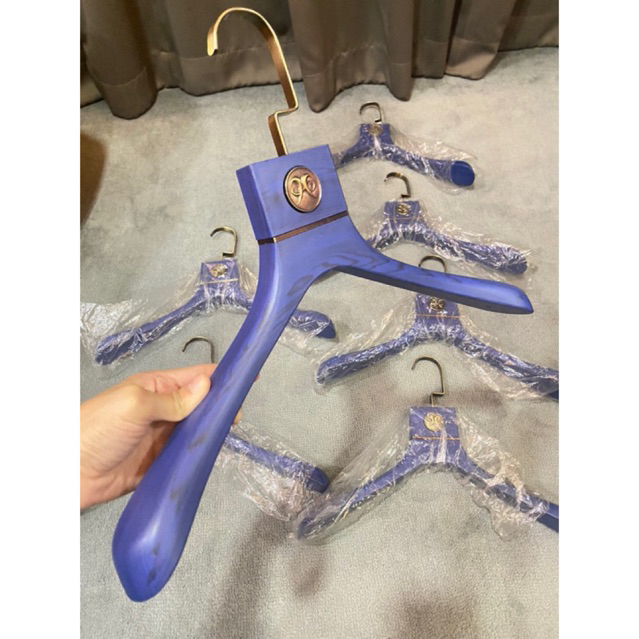 ไม้แขวนเสื้อ hold’em ของแท้!!