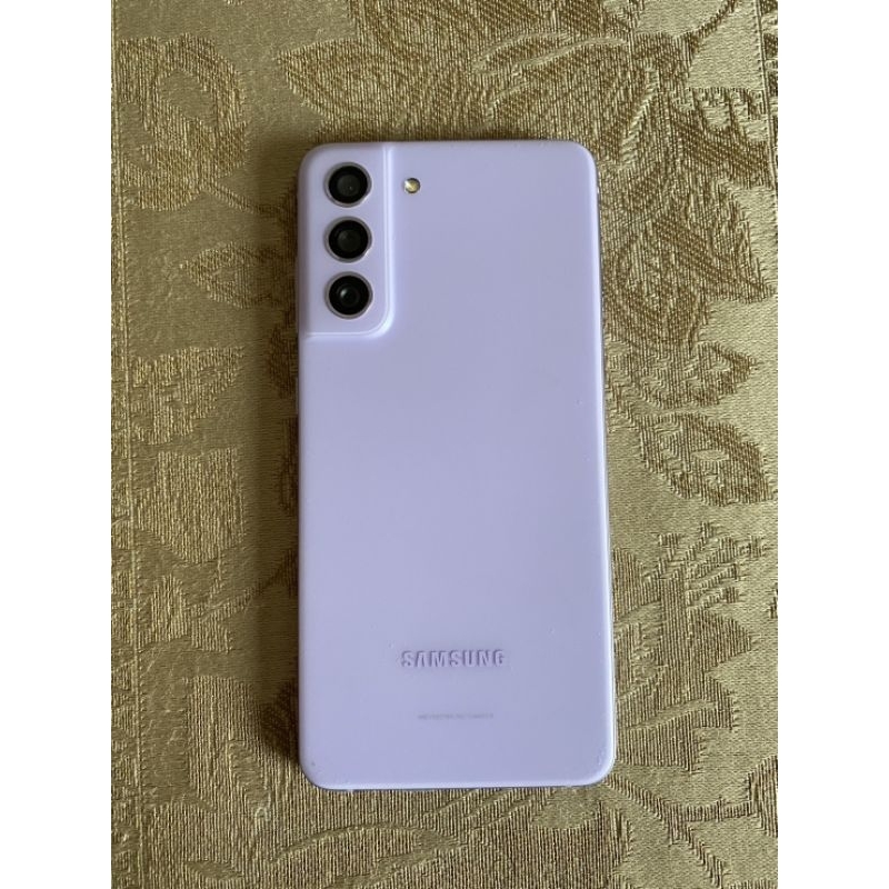 ส่งต่อโทรศัพท์มือสอง  Samsung รุ่น Galazy S21FE สีม่วง