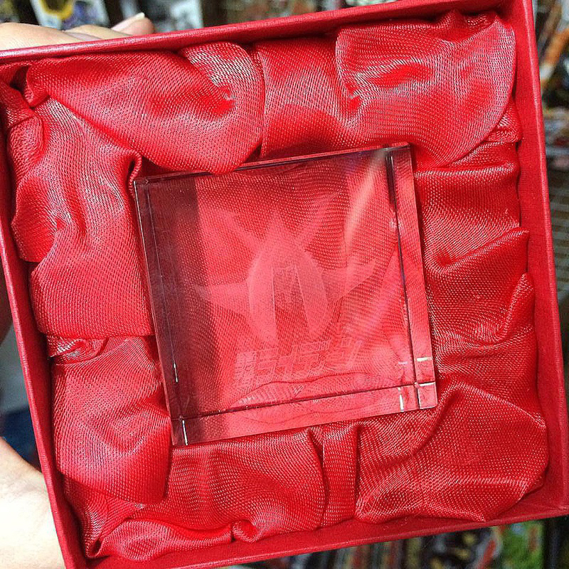 *Limited Premium Gift* ที่ทับกระดาษคริสตัล ไรดีน Brave Raideen Reideen Crystal Paperweight (without 