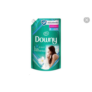 น้ำยาปรับผ้านุ่มชนิดเติม DOWNY สูตรตากในที่ร่ม ขนาด 1,280 ml