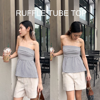 PACHY | RUFFLE TUBE TOP เสื้อเกาะอกลายทางผ้าknit