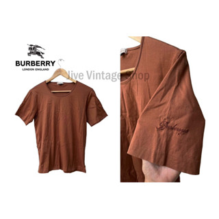 เสื้อยืดผู้ชาย Burberrys Sample ของแท้แต่เป็นตัว prototype แขนสั้น สีน้ำตาล ปักโลโก้ที่แขนซ้าย มือสองจากตู้ญี่ปุ่น ผ้าดี