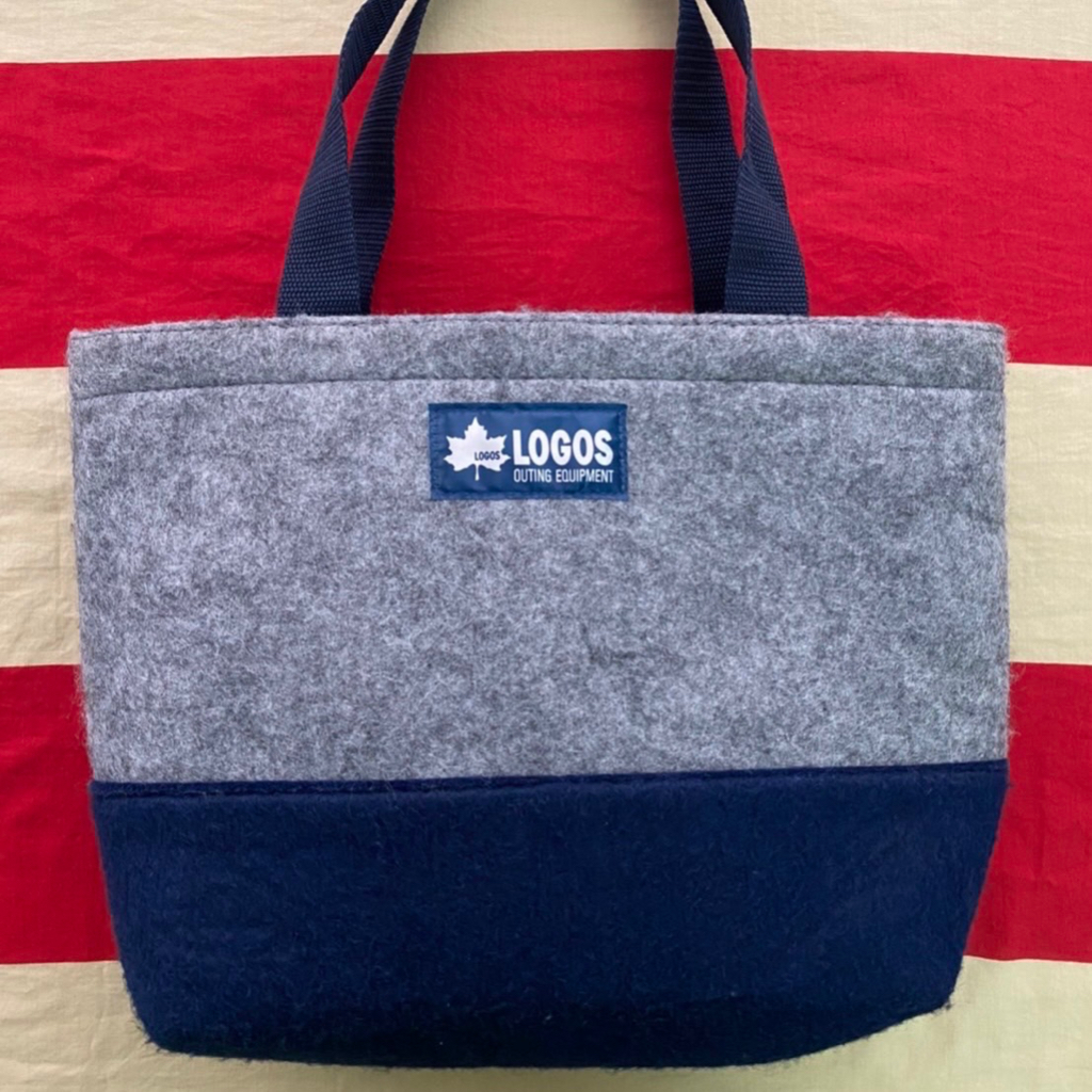 กระเป๋า Logos felt tote-ของมือสอง