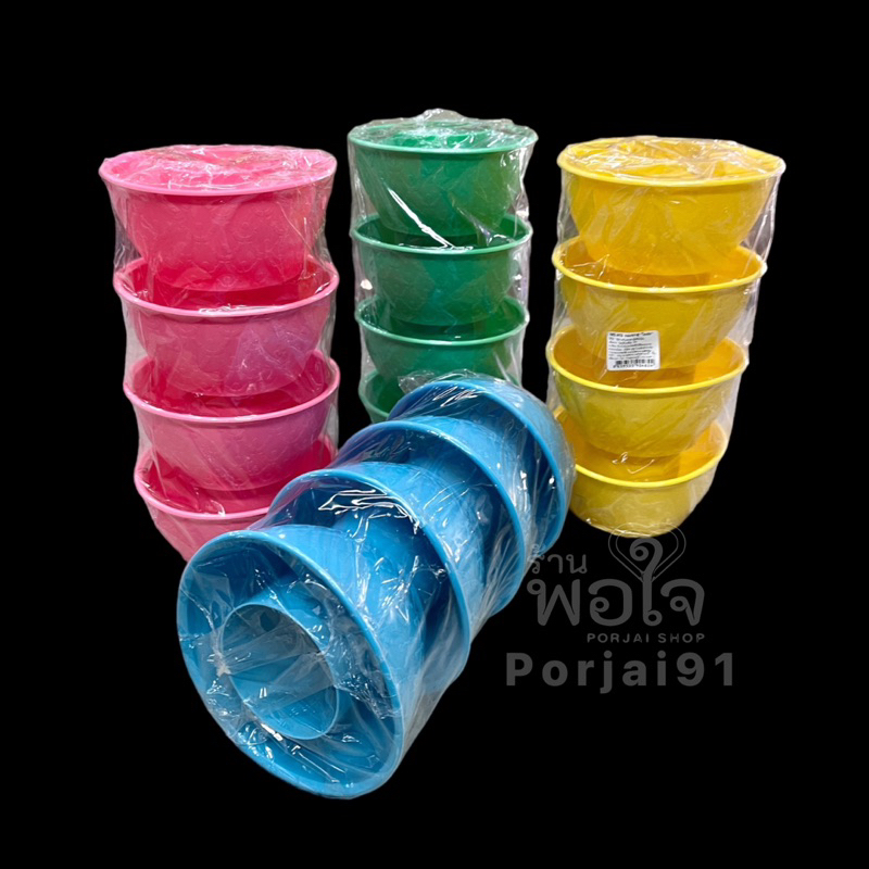 รองขาตู้ ถ้วยรองขาตู้ พลาสติก ป้องกันมด แมลงไต่ขึ้นตู้ หรือโต้ะอาหาร (1 ชุด 4 ชิ้น)