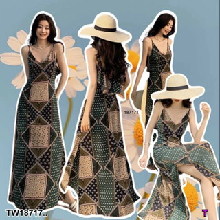 TT18717 เดรสสายเดี่ยวยาว ผ่าข้างพิมพ์ลาย .long strapless dress Side slit printed..