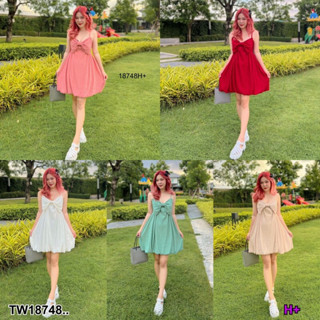 MM18748 เดรสสายเดี่ยวกระโปรงบอลลูน.Single strap dress, balloon skirt..