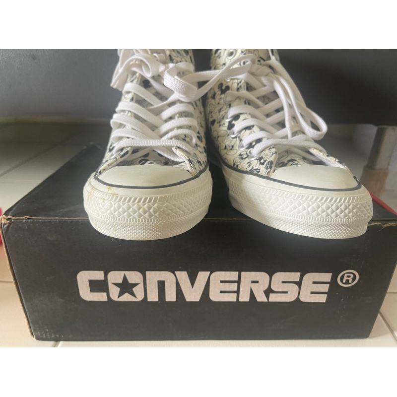 CONVERSE ALLSTAR รองเท้าคอนเวิร์สมิกกี้เม้าพร้อมกล่องsize USA 5 JPN 24