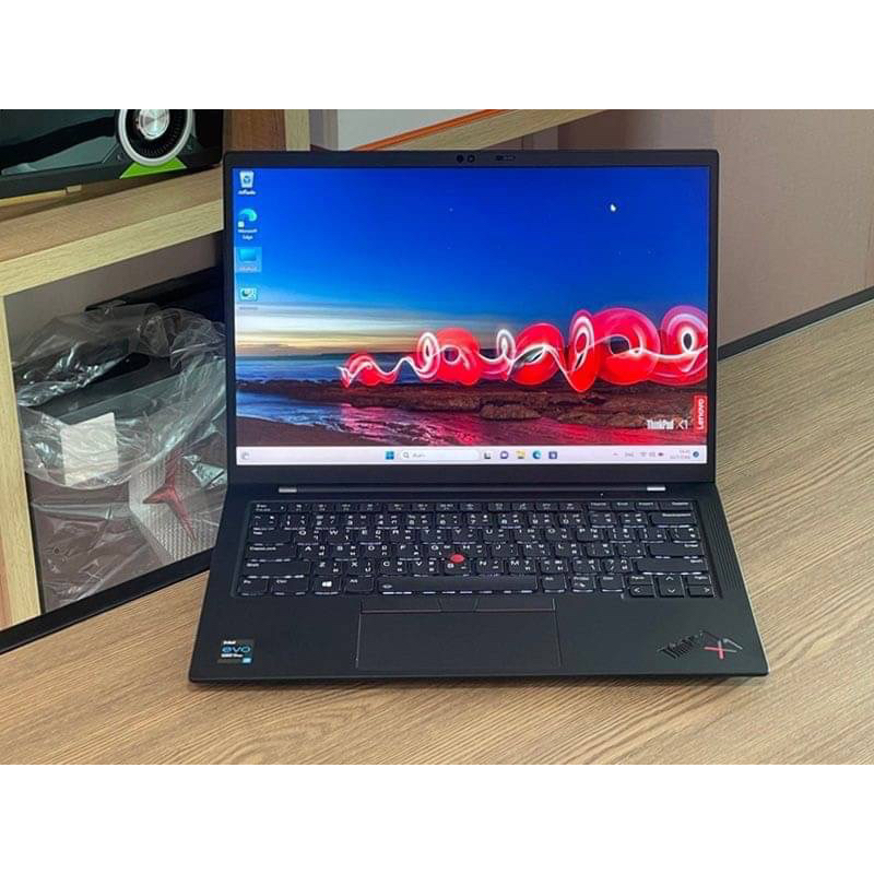 Lenovo Thinkpad X1 Carbon Gen 9 i7-1185G7 Vpro SSD512GB RAM16GB Win 10 Pro สินค้ามือสอง