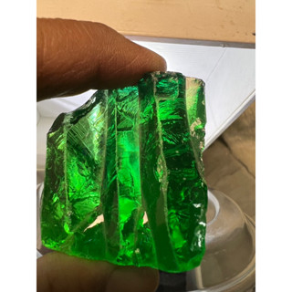 110 gram 35x40 gram cz emerald green