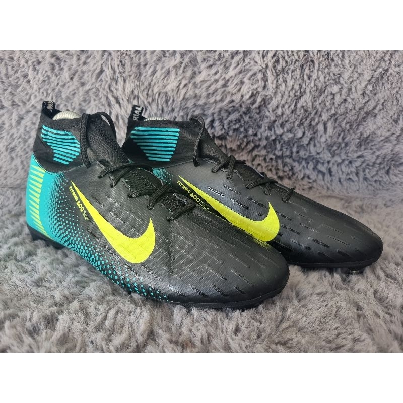 Nike zoom รองเท้าฟุตบอล size 40 ยาว 25 (มือสอง)