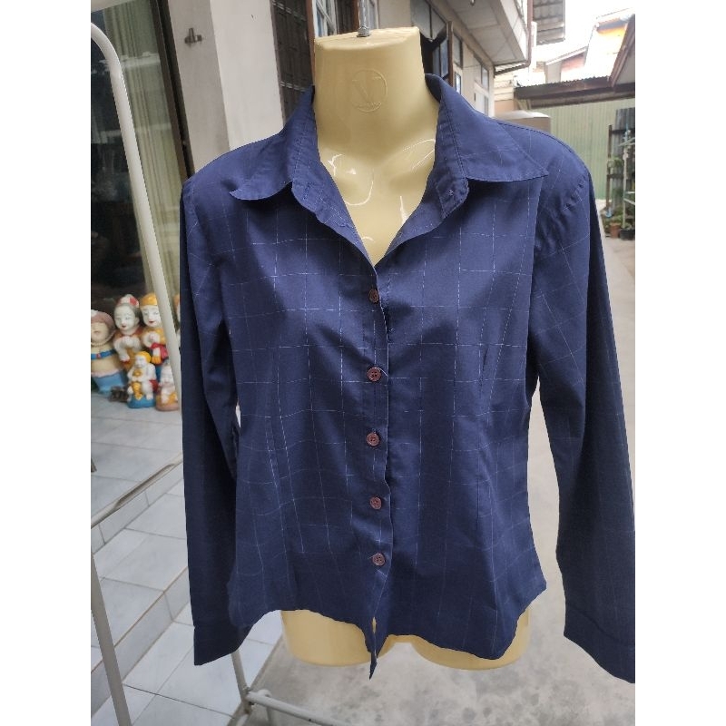 เสื้อเชิ้ตคอปกผู้หญิงลีวายแท้