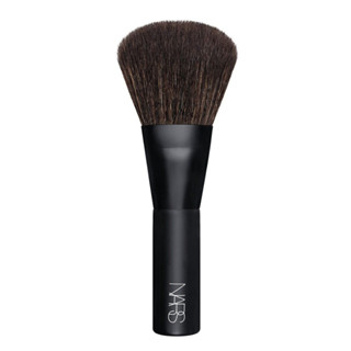 ส่งฟรี NARS Mini Blush Brush  แปรงทรงโดมเหมาะสำหรับการปาดเม็ดสีลงบนแก้มอย่างเชี่ยวชาญ