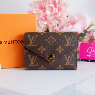 [ทักแชทก่อนสั่งซื้อ] Louis Vuitton wallet อุปกรณ์ครบ ถ่ายจากสินค้าจริง