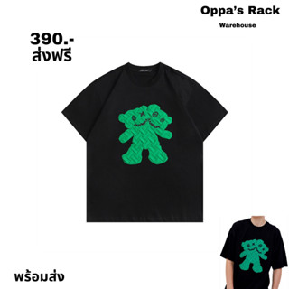 เสื้อยืดสีดำสกรีนลายการ์ตูน 3 มิติ