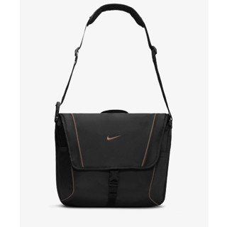 [พร้อมส่ง] กระเป๋า Nike Sportswear Essentials Messenger Bag (15L) ของแท้ !