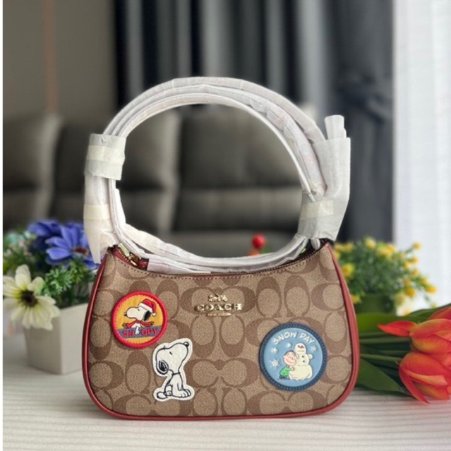 ^-^ส่วนลดXtra แฟชั่น 30%+ส่วนลดร้านค้า 5%: พร้อมส่ง แท้ % TERI SHOULDER BAG