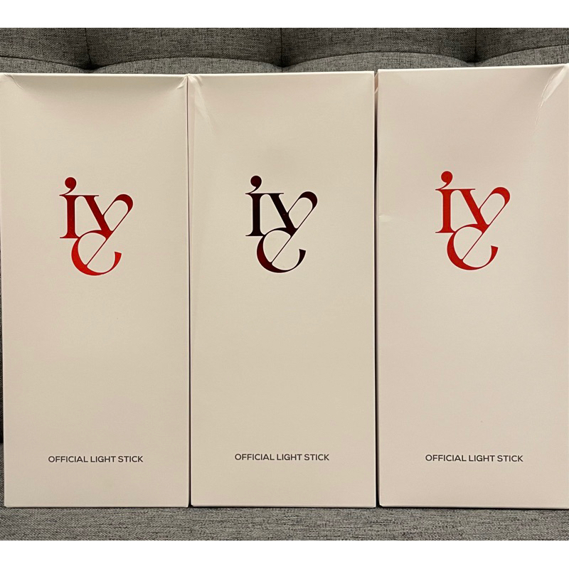 [พร้อมส่ง] แท่งไฟ IVE OFFICIAL LIGHT STICK