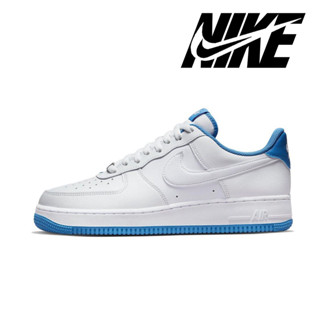 Nike Air Force 1 Low 07 ของแท้ 100% คลาสสิกทุกคู่กันลื่นน้ำหนักเบารองเท้าผ้าใบสีขาวสีน้ำเงินสีชมพู