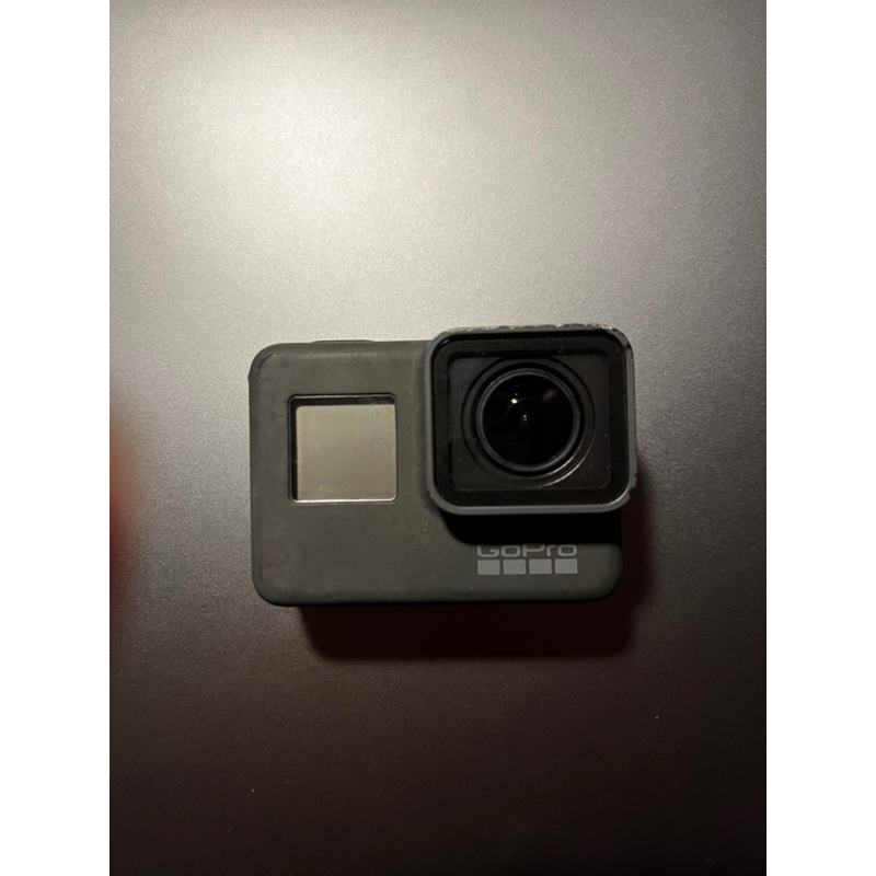 [มือสอง] กล้อง Gopro hero 5 พร้อมแทนชาร์จและอุปกรณ์ยึด