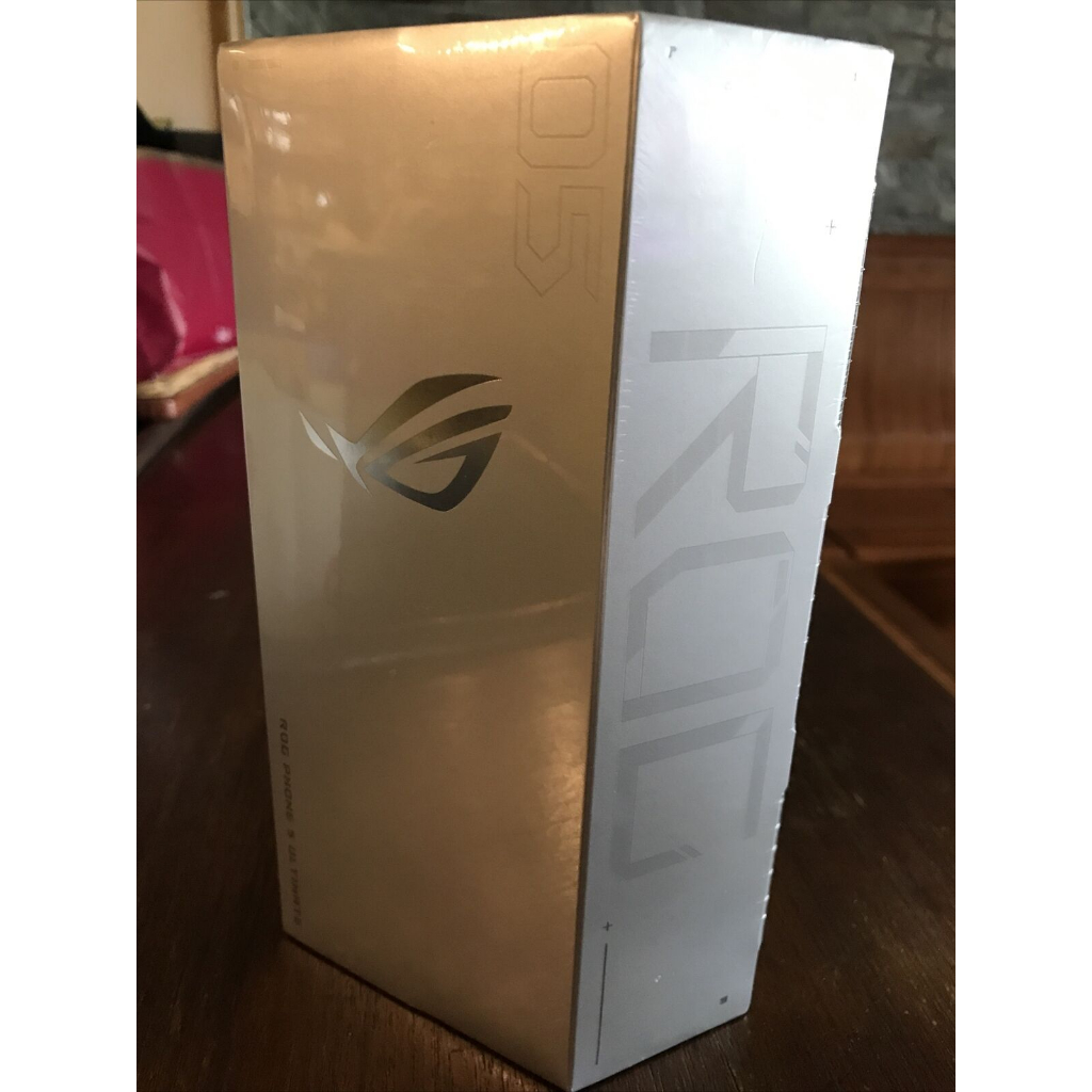 LIMITED EDITION Asus ROG Phone 5 Ultimate 18G 512G Global Unlocked
