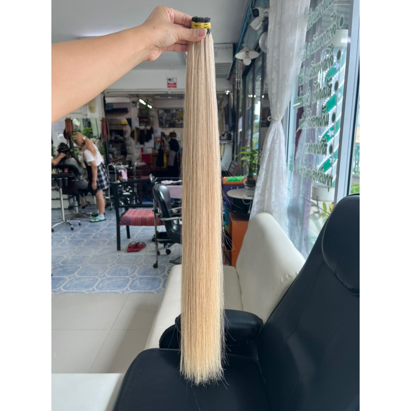 ผมสีบลอนด์สว่าง ไซร์ 35-40” ยาวจริงตามสายวัด 70 ซม.