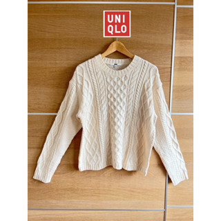 UNIQLO x Knit x L ไหมพรมงานเปียสวย สีครีม ไม่ตำหนิ อก 48 ยาว 23 Code: 1110(7)