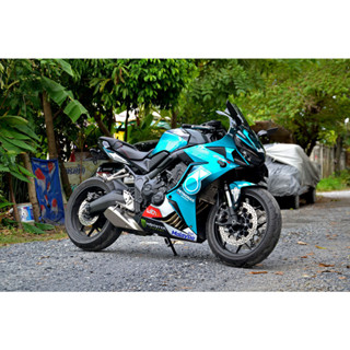 สติ๊กเกอร์แต่งลาย รถ HONDA CBR 650R ลาย Petronas