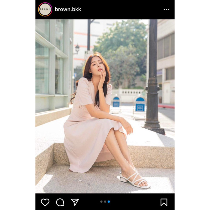 KELLY dress จากร้าน brown.bkk size XL สีเบจ มือหนึ่ง