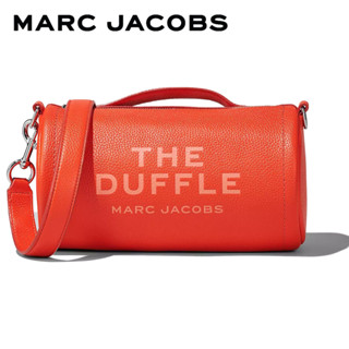 MARC JACOBS THE LEATHER DUFFLE BAG PF23 2P3HDF003H01 กระเป๋าสะพาย