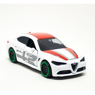 Majorette Alfa Romeo Giulia ขาว / แดง ล้อ 14SBGL Scale 1/61 (8cm) ไม่มี package