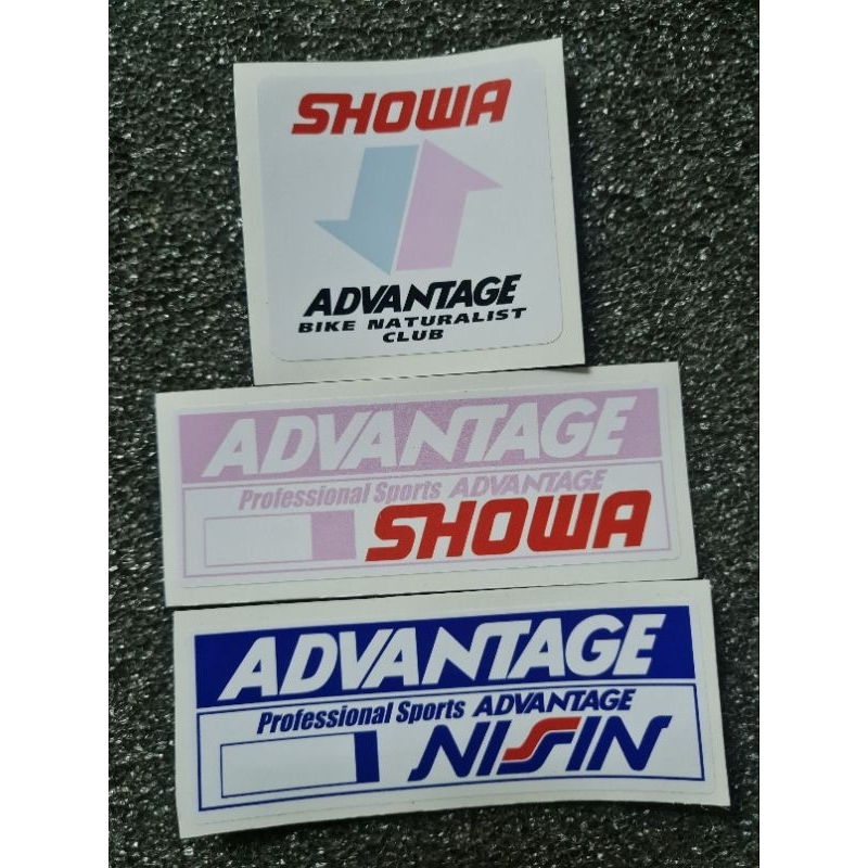 สติ๊กเกอร์ Showa ติดโช็ค มี 3 แบบ เกรด 3M  ชุดละ 2 ใบ