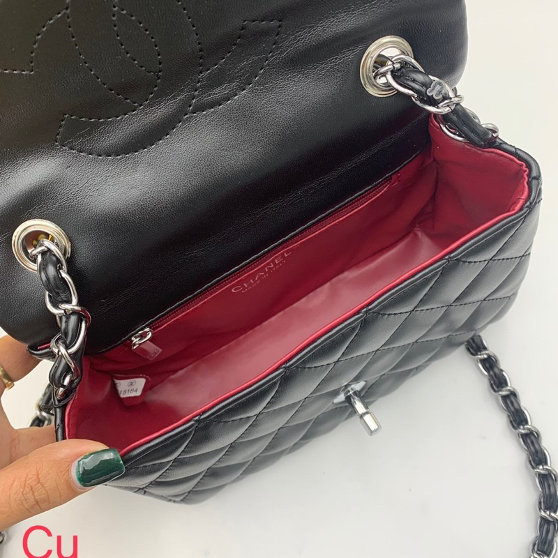 [The.OiL] พร้อมส่งจ้า กระเป๋าสะพายข้างได้ถือได้ Size 8” นิ้วงานสวยมากแม่