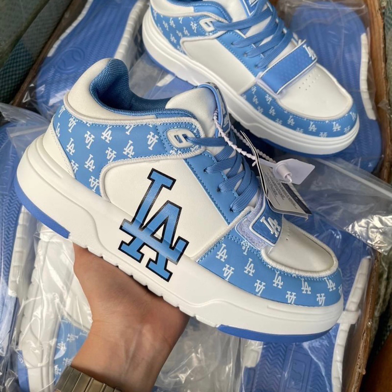 🔥มาใหม่🔥 รองเท้าผ้าใบ MLB รุ่นฮิต Unisex ใส่ได้ทั้งผู้หญิงและผู้ชาย 📌พร้อมกล่อง