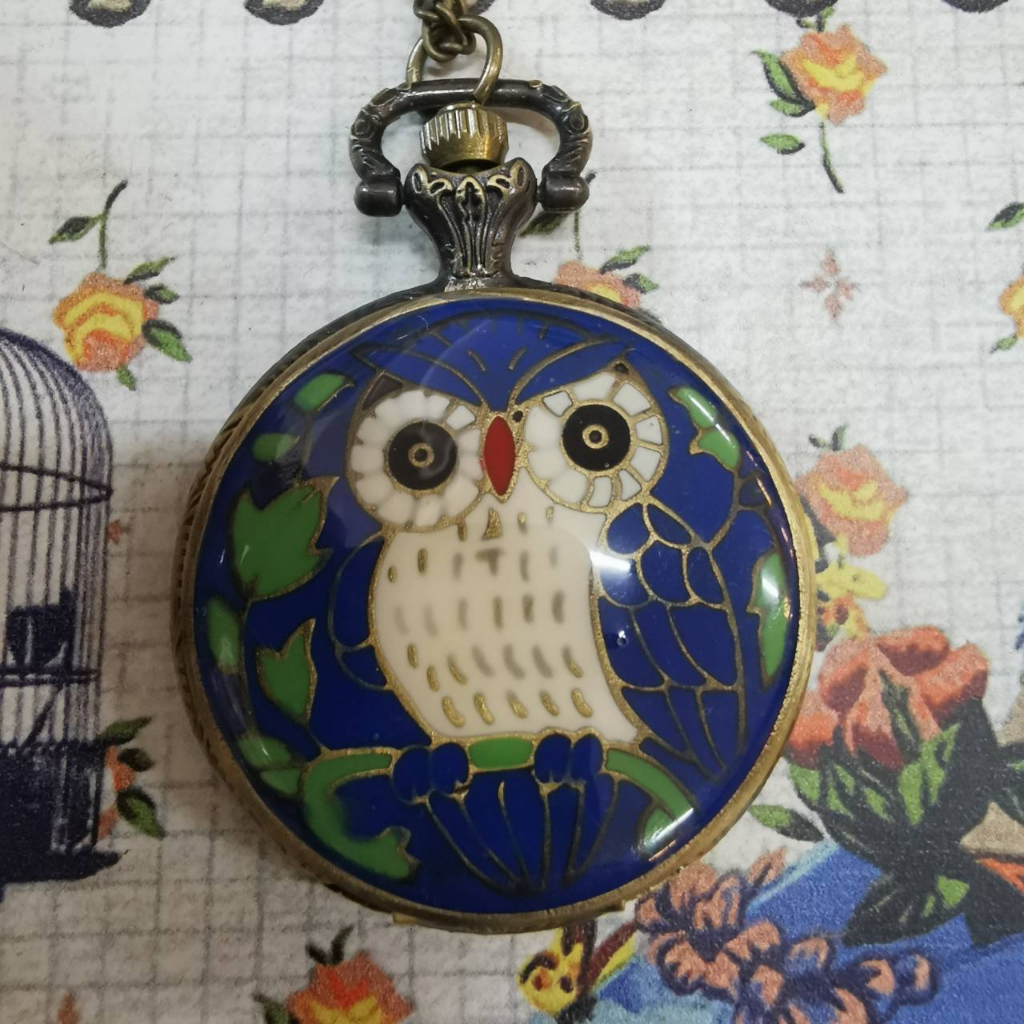 นาฬิกาห้อยคอ แนววินเทจ แบบล็อคเก็ต สำหรับพกพา 4.7 cm. (ขนาดใหญ่) Vintage Watch (Large)