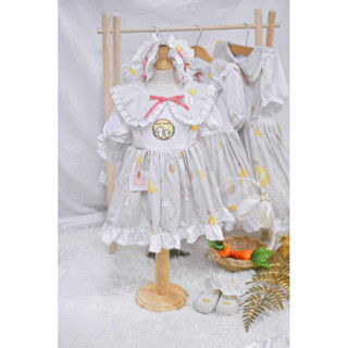 LOOK 1 : Dress &amp;Bonnet (เดรสฟู+บอนเนท)