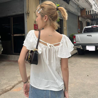 (จัดส่ง 19)Theremin Lila blouse เสื้อแขนกระดิ่งตกแต่งลูกไม้ (white lace)