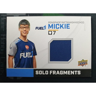 การ์ด Upper Deck Overwatch League Mickie Fragments มิกกี้ ปองภพ รัตนแสงโชติ ชิ้นส่วนเสื้อที่ใส่แข่งขัน