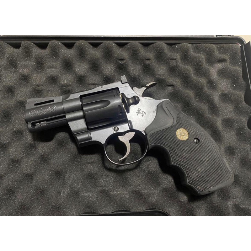 Tokyo Marui Colt Python .357 Magnum 4 inch