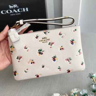 COACH C5997  Small Wristlet With Floral Print