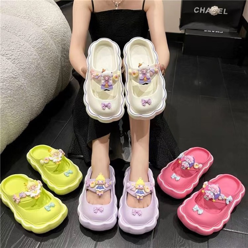 พร้อมส่ง รองเท้าหัวโต ติดการ์ตูนเจ้าหญิง สูง 4 ซม. งานตามหา สีสันสดใส งานeva มีน้ำหนักเบาใส่สบาย