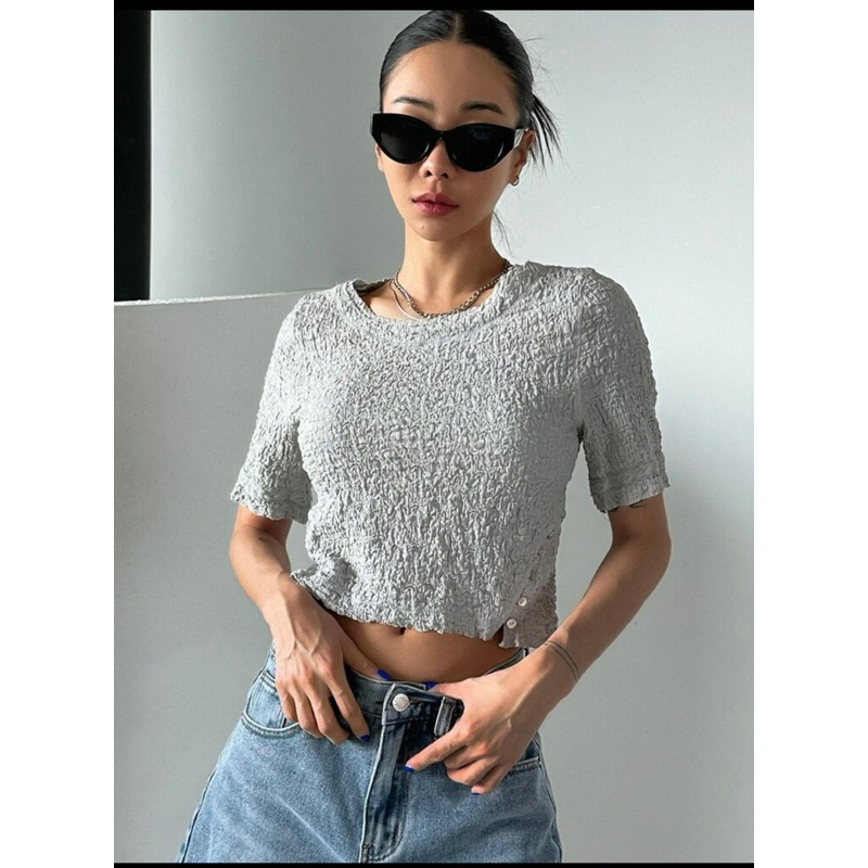 Dazy Solid Crop Tee Gray