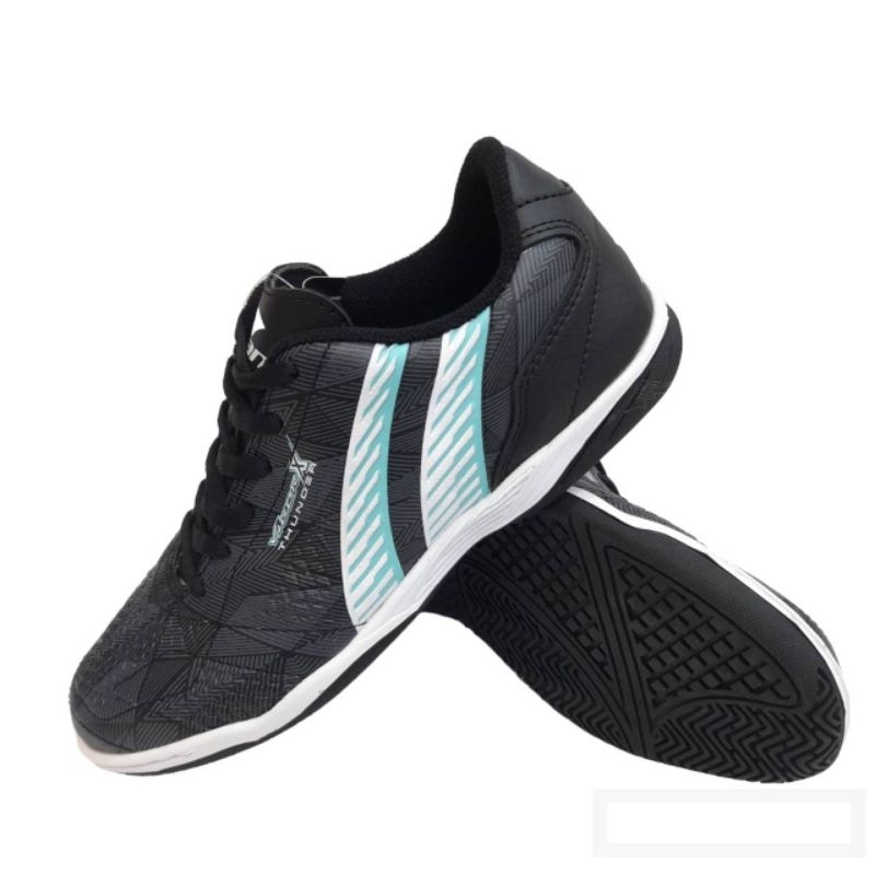 Pan รองเท้าฟุตซอลเด็ก Pan VigorX THUNDER Size 32-38 PF14PA ราคา 679 บาท